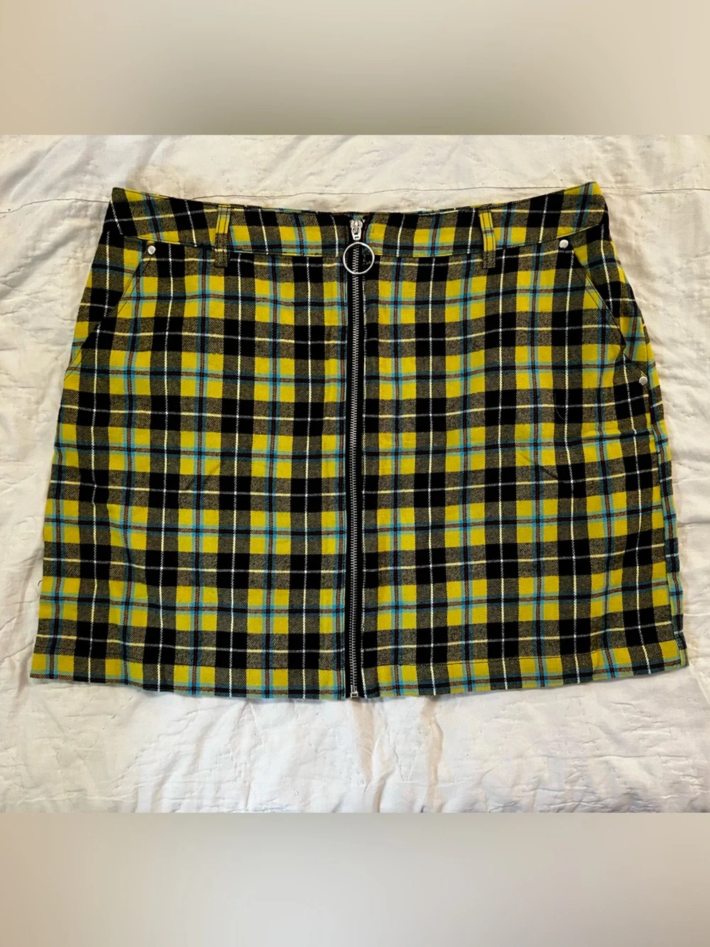 Forever 21 Yellow and Black Plaid Zip-Front Mini Skirt